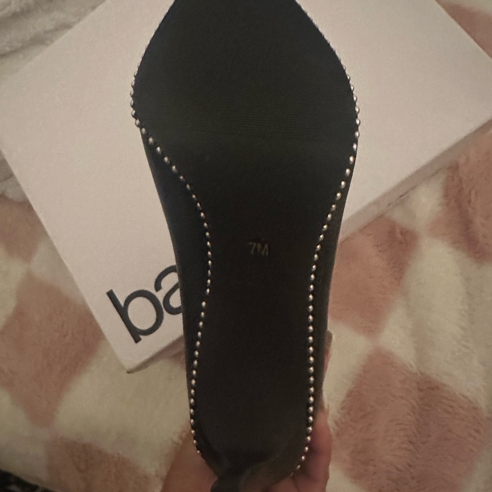 Low Booties - Picture 3 of 4